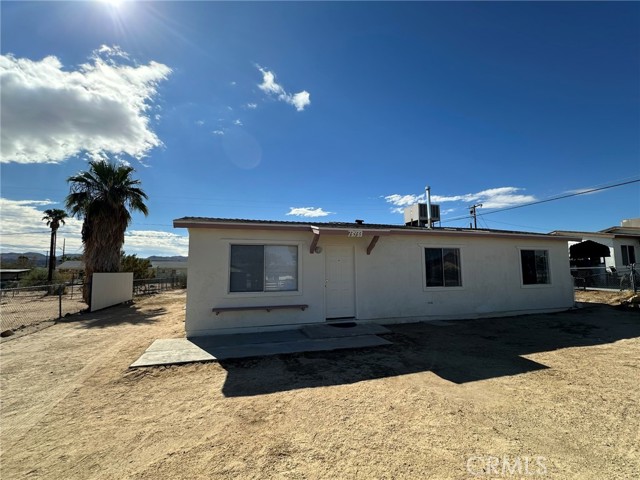 Detail Gallery Image 2 of 23 For 73933 Casita Dr, Twentynine Palms,  CA 92277 - 2 Beds | 2 Baths