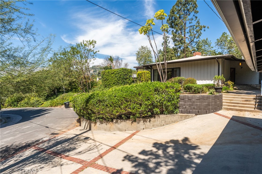1521 N Columbus Avenue Glendale img 52