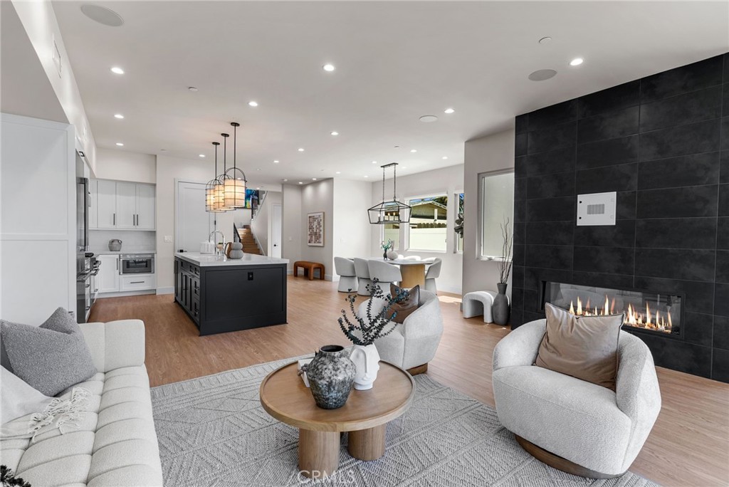 76a64906 Fdbc 46a2 9f4d 9088117d43b9