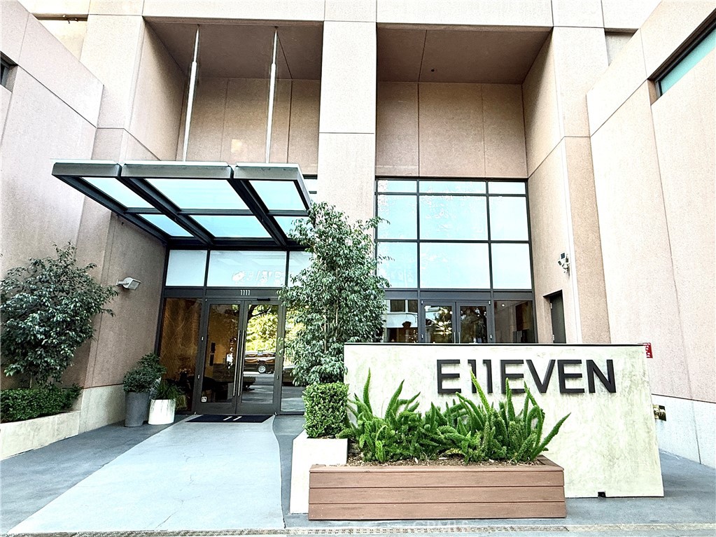 1111 S Grand Ave #416