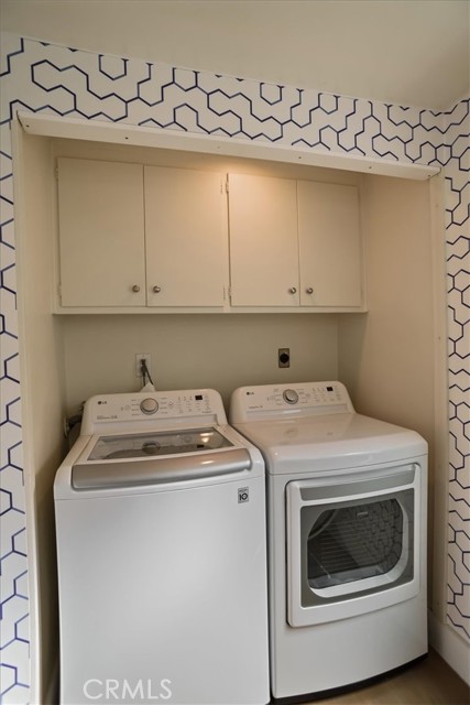 Image 10 of 27 For 4426 Kling Street