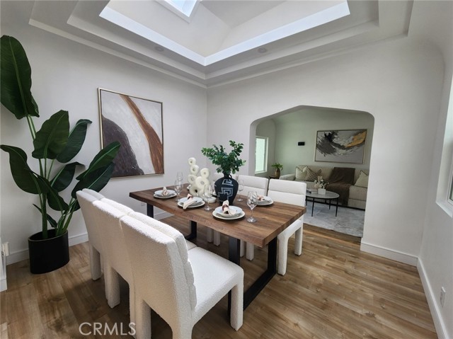 5106 O Sullivan Drive, Los Angeles CA: https://media.crmls.org/medias/76a768b3-f9de-45d2-b2c7-b9685490e90b.jpg