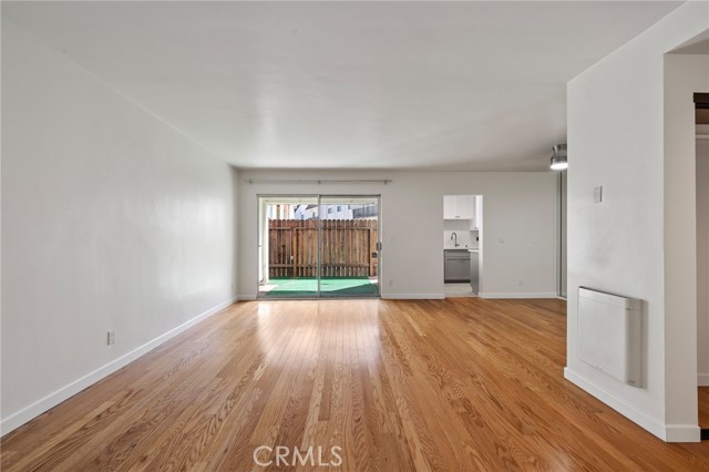 Detail Gallery Image 5 of 30 For 5674 Windsor Way #109,  Culver City,  CA 90230 - 2 Beds | 2 Baths