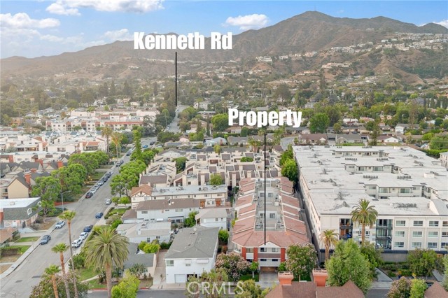 301 W Loraine Street, Glendale CA: https://media.crmls.org/medias/76a8f2dd-3e22-4948-b4e0-c69aea81e275.jpg