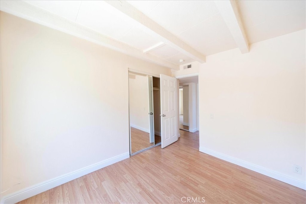 https://media.crmls.org/medias/76a9016b-e328-45a5-b158-7fc37b43255d.jpg?preset=X-Large
