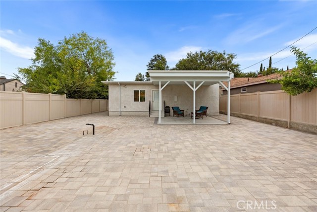 Detail Gallery Image 20 of 29 For 5954 Carpenter Ave, Valley Village,  CA 91607 - 3 Beds | 2 Baths