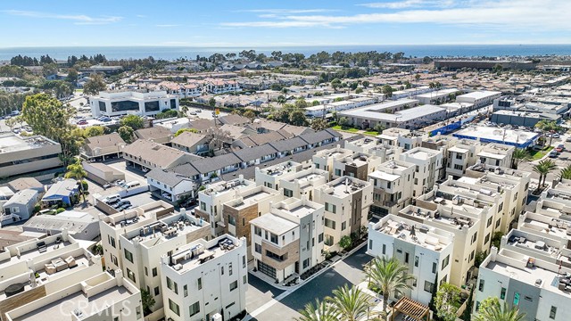 Detail Gallery Image 44 of 45 For 41 Ebb Tide, Newport Beach,  CA 92663 - 4 Beds | 3/1 Baths