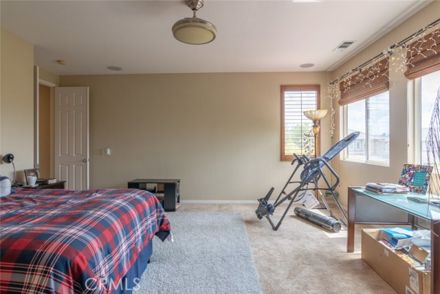 Detail Gallery Image 39 of 43 For 23806 Mission Puebla, Valencia,  CA 91354 - 5 Beds | 3/1 Baths