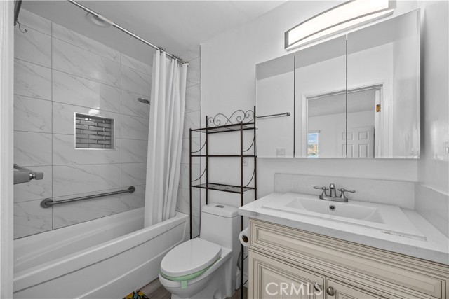 Detail Gallery Image 15 of 42 For 1021 S Lolita, West Covina,  CA 91791 - 4 Beds | 3 Baths