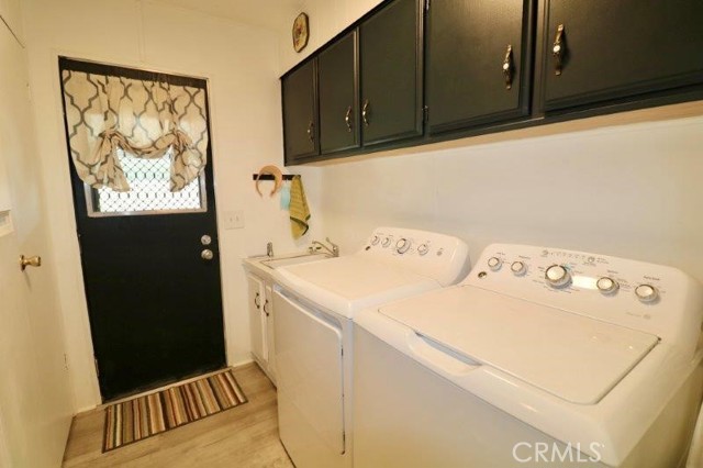 Detail Gallery Image 28 of 46 For 12726 Lake Forest Dr #25,  La Mirada,  CA 90638 - 2 Beds | 2 Baths