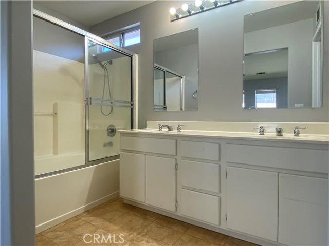 13068 Ansell Court, Garden Grove CA: https://media.crmls.org/medias/76ab4726-fb38-4c3c-aecd-103890b478f3.jpg