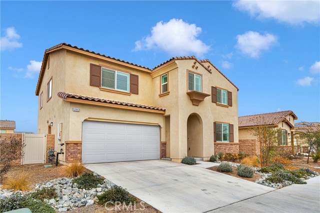 Detail Gallery Image 3 of 37 For 12940 Clear Creek St, Hesperia,  CA 92344 - 4 Beds | 3/1 Baths