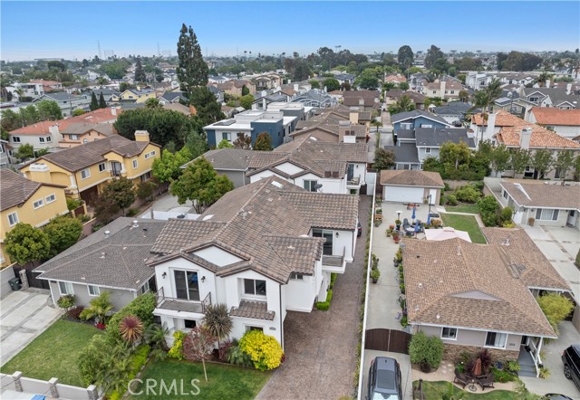 2214 Warfield Avenue, Redondo Beach, California 90278, 4 Bedrooms Bedrooms, ,3 BathroomsBathrooms,Residential,Sold,Warfield,SB24110583
