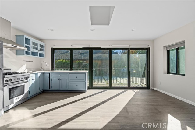 Detail Gallery Image 10 of 38 For 4536 Maycrest St, Los Angeles,  CA 90032 - 3 Beds | 3 Baths