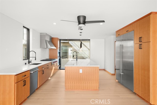 Detail Gallery Image 11 of 54 For 3932 Ocean Drive, Oxnard,  CA 93035 - 3 Beds | 2/1 Baths