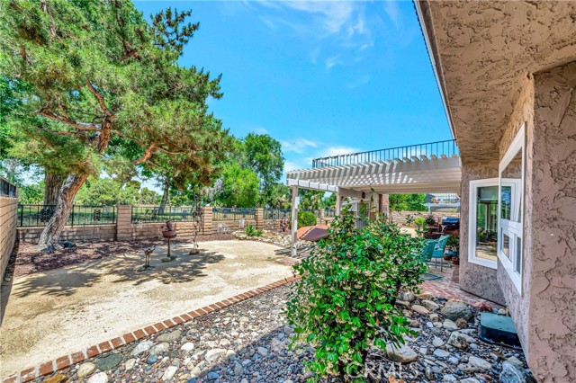 Detail Gallery Image 69 of 74 For 433 Fairway Dr, Palmdale,  CA 93551 - 5 Beds | 3/1 Baths