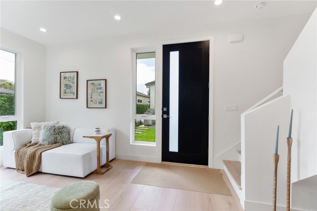 Detail Gallery Image 50 of 70 For 3932 S Minerva Ave, Los Angeles,  CA 90066 - 6 Beds | 6/1 Baths