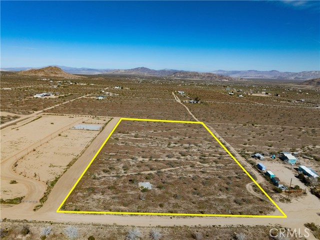 Detail Gallery Image 3 of 24 For 55138 Lilac, Landers,  CA 92285 - – Beds | – Baths