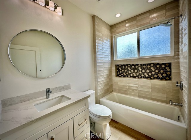Image 15 of 63 For 6168 Briercrest Avenue