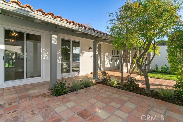 Detail Gallery Image 18 of 50 For 2028 Vista Cajon, Newport Beach,  CA 92660 - 3 Beds | 2/1 Baths