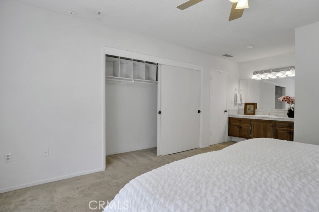 Detail Gallery Image 14 of 22 For 26822 Avenue of the Oaks, Newhall,  CA 91321 - 2 Beds | 2 Baths