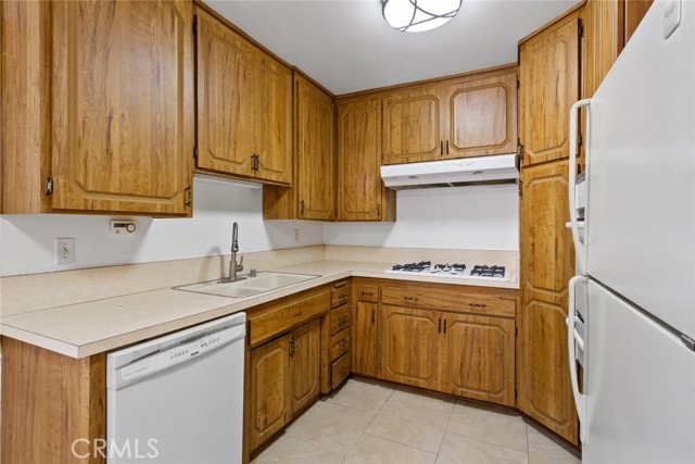 Detail Gallery Image 18 of 20 For 395 S Oakland Ave #101,  Pasadena,  CA 91101 - 3 Beds | 2 Baths