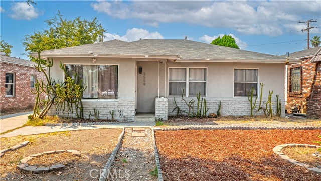 Detail Gallery Image 2 of 30 For 3588 N Mountain View Ave, San Bernardino,  CA 92405 - 3 Beds | 1 Baths