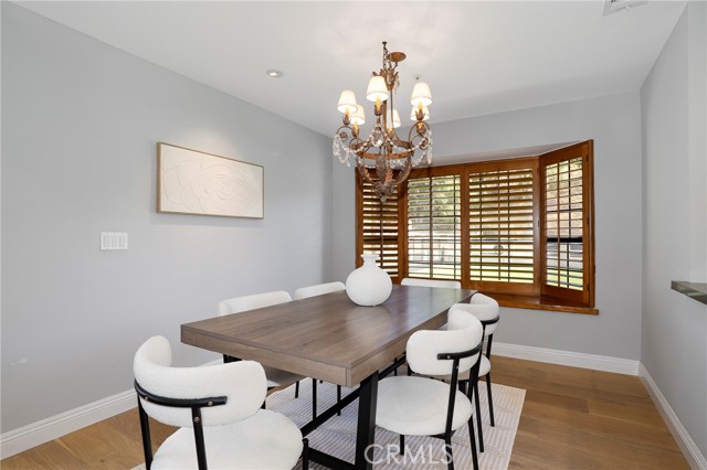 Detail Gallery Image 20 of 60 For 21565 Cleardale St, Newhall,  CA 91321 - 3 Beds | 2/1 Baths