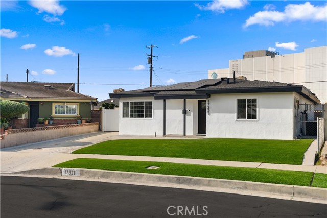 17321 Merit Avenue, Gardena CA: https://media.crmls.org/medias/76b102ec-cd25-451d-a68e-0e2438310a8a.jpg
