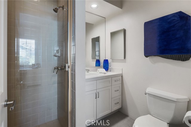 4219 Tarzana Estates Drive, Tarzana CA: https://media.crmls.org/medias/76b1187f-956a-4e0c-9d30-1eab95552a31.jpg