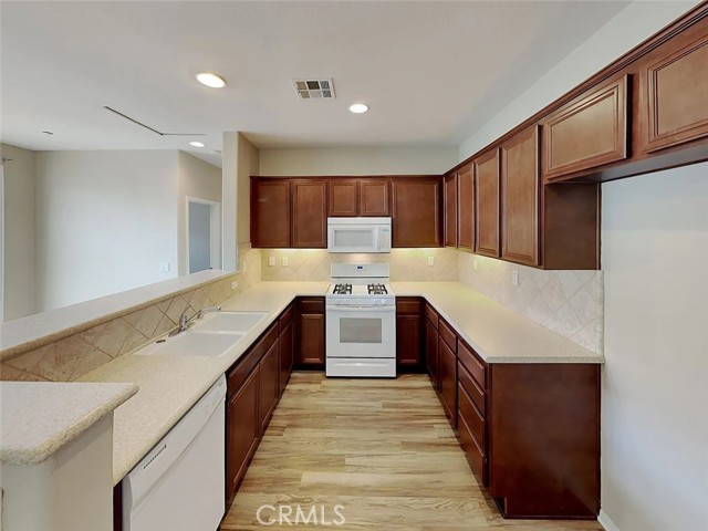 Detail Gallery Image 8 of 27 For 36321 Antoinette Ln #187,  Winchester,  CA 92596 - 2 Beds | 2 Baths