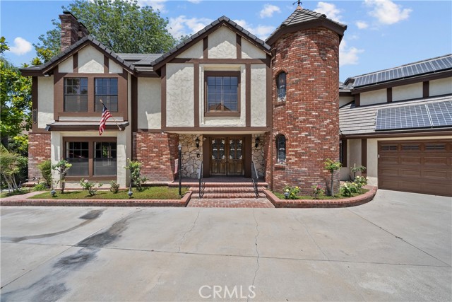 25472 Via Acorde, Valencia CA: https://media.crmls.org/medias/76b1cb82-8c6c-4f57-b8d7-70256043e8ea.jpg