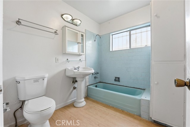 Detail Gallery Image 21 of 35 For 2717 W Tichenor, Compton,  CA 90220 - 4 Beds | 2 Baths