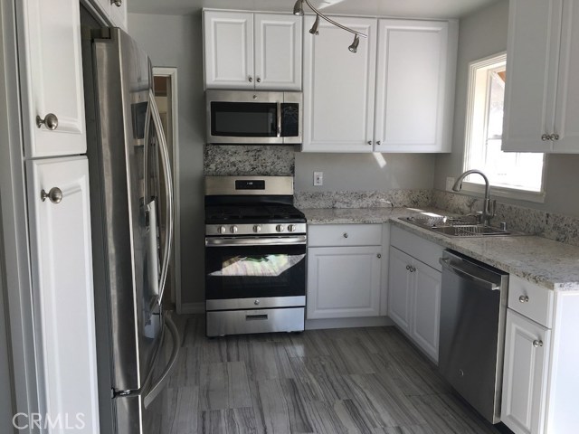 Photo of 4950 Chimineas Avenue, Tarzana, CA 91356