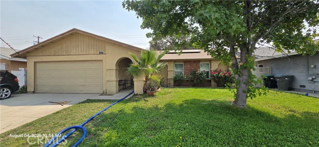 Detail Gallery Image 1 of 12 For 14830 Cliffrose Ct, Moreno Valley,  CA 92553 - 2 Beds | 2 Baths