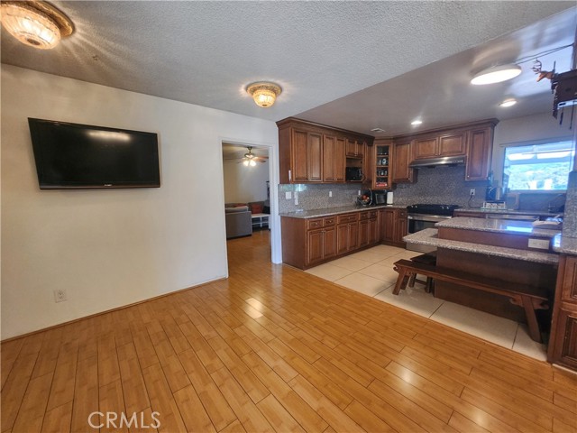 2868 Yojoa Place, Hacienda Heights CA: https://media.crmls.org/medias/76b27706-b720-463c-a812-f0fdd3673945.jpg