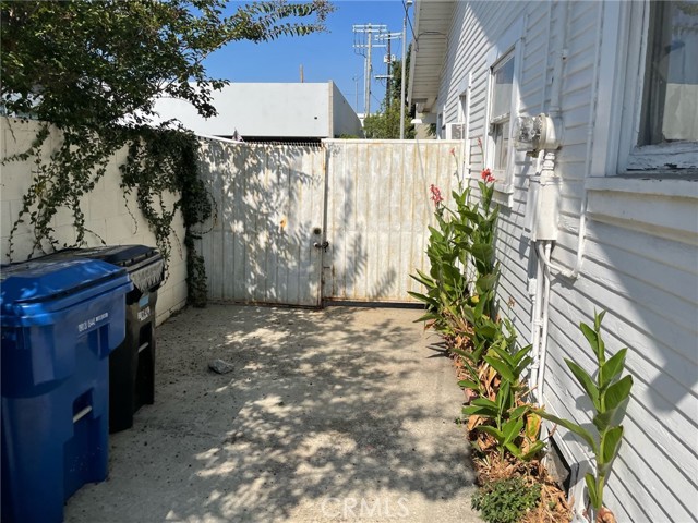 Image 3 for 6552 Barton Ave, Los Angeles, CA 90038