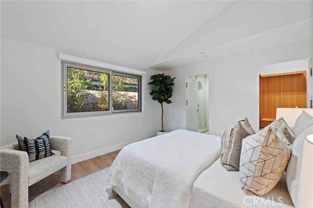 Detail Gallery Image 25 of 29 For 1318 Outrigger Dr, Corona Del Mar,  CA 92625 - 4 Beds | 4/1 Baths