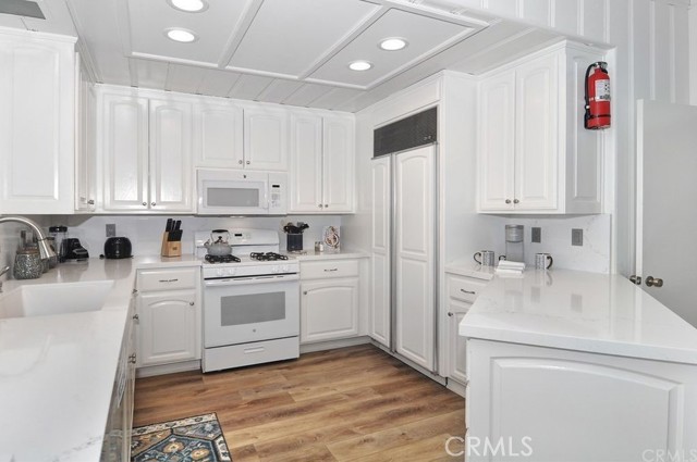 Detail Gallery Image 27 of 44 For 35325 Beach Rd, Dana Point,  CA 92624 - 4 Beds | 2/1 Baths