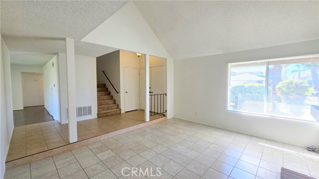 Detail Gallery Image 10 of 25 For 2731 S Cucamonga Ave, Ontario,  CA 91761 - 4 Beds | 2/1 Baths