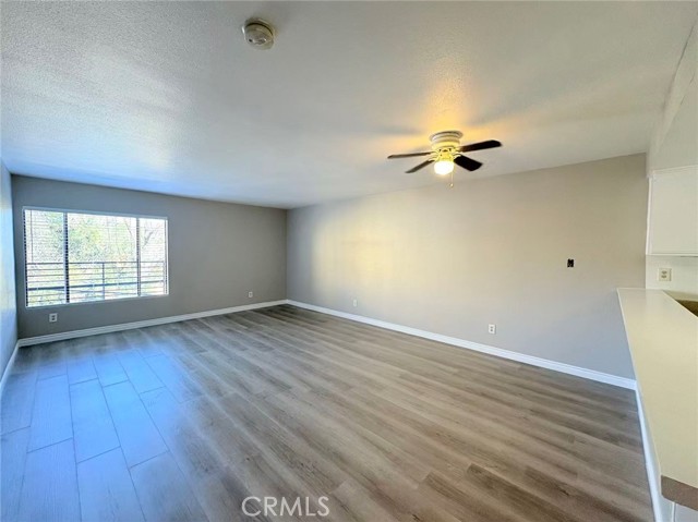 Detail Gallery Image 5 of 12 For 322 West Ave 38 #G,  Los Angeles,  CA 90065 - 2 Beds | 1 Baths