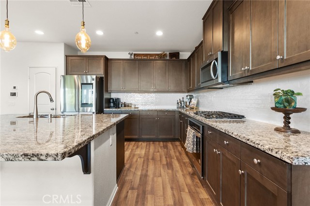 Detail Gallery Image 15 of 75 For 24456 Reserve Ct, Menifee,  CA 92584 - 5 Beds | 4 Baths