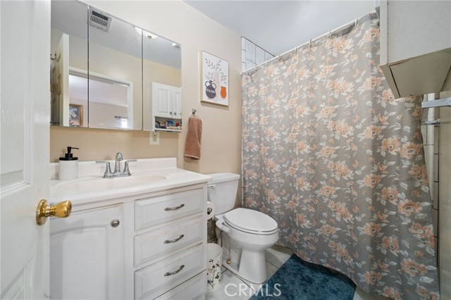 Detail Gallery Image 25 of 29 For 5942 Fidler, Lakewood,  CA 90712 - 4 Beds | 4 Baths