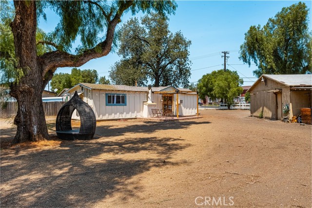 1014 7th Street, Norco CA: https://media.crmls.org/medias/76b90a31-41e6-48aa-8557-3adf8bf9ebb0.jpg
