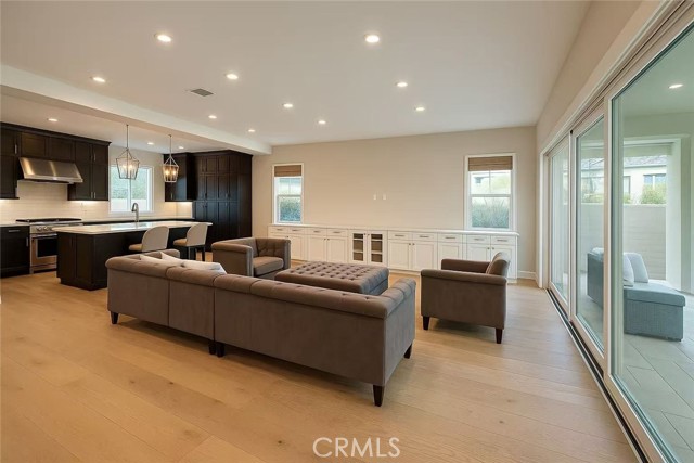 66 Bolide, Irvine CA: https://media.crmls.org/medias/76b978fa-3a40-4ff5-8704-c331e94702ac.jpg