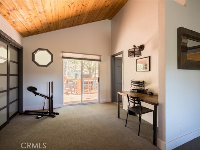 Detail Gallery Image 18 of 37 For 1315 Sequoia Dr, Lake Arrowhead,  CA 92352 - 3 Beds | 2 Baths