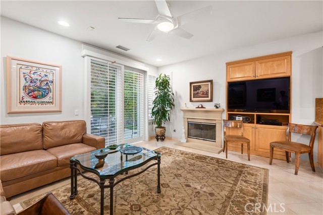 Detail Gallery Image 13 of 41 For 20769 Lugano, Porter Ranch,  CA 91326 - 3 Beds | 2 Baths