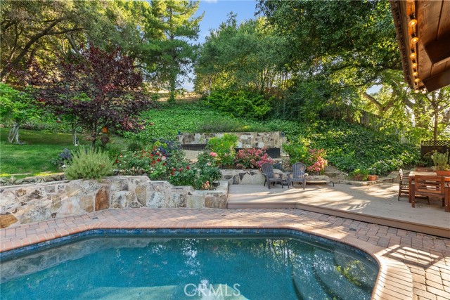 Detail Gallery Image 8 of 54 For 25009 Atwood Bld, Newhall,  CA 91321 - 3 Beds | 2/1 Baths