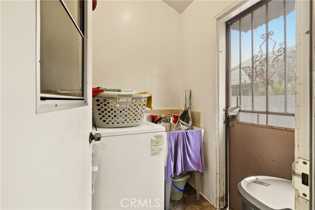 Detail Gallery Image 49 of 64 For 7015 Templeton, Huntington Park,  CA 90255 - – Beds | – Baths