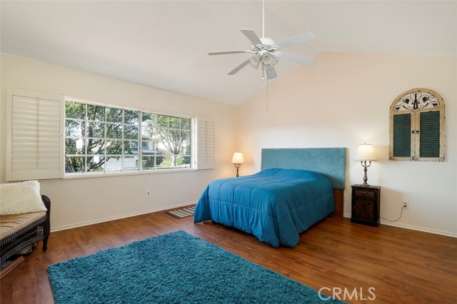Detail Gallery Image 16 of 31 For 21424 Angela Yvonne Ave, Saugus,  CA 91350 - 4 Beds | 2/1 Baths